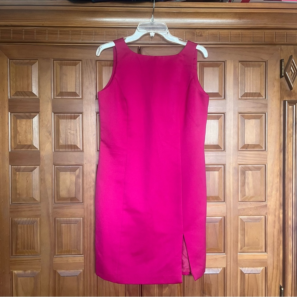 Pink Sleeveless Sheath Mini Dress with Slit Size 6 Excellent Condition!